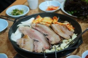 흑돼지 삽겹살구이,제주특별자치도 서귀포시,지역음식