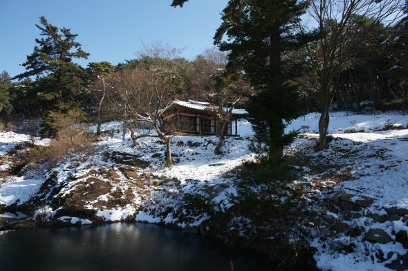 안진사고택의 내부가 정갈하면서도 깨끗하다.