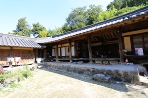 신라 고도에 흐르는 조선의 향기, 이향정(二香亭),경상북도 경주시